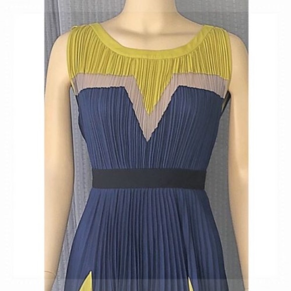 BCBG MaxAzria Lucea Blue Dill Pleated Dress 0 XS - Picture 4 of 7